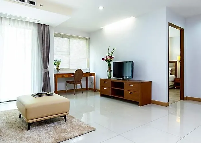 Lasalle & Hotel Bangkok