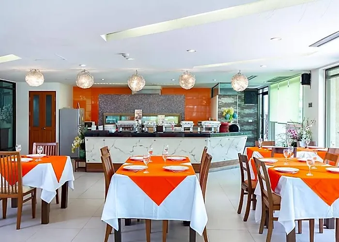 Hotel Lasalle & 3*